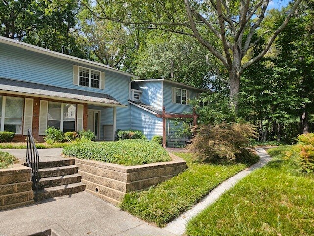 Foto del edificio - 6824 Glenridge Dr