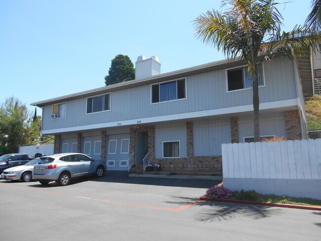 Building 300-302 Eddie Dr - 302 Eddie Dr