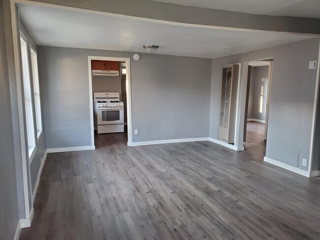 Building Photo - 4794 Olivehurst Ave
