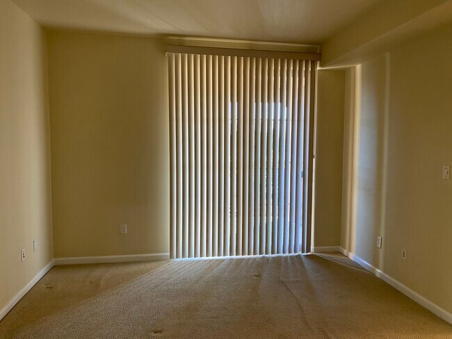 Bedroom - 20500 Town Center Ln