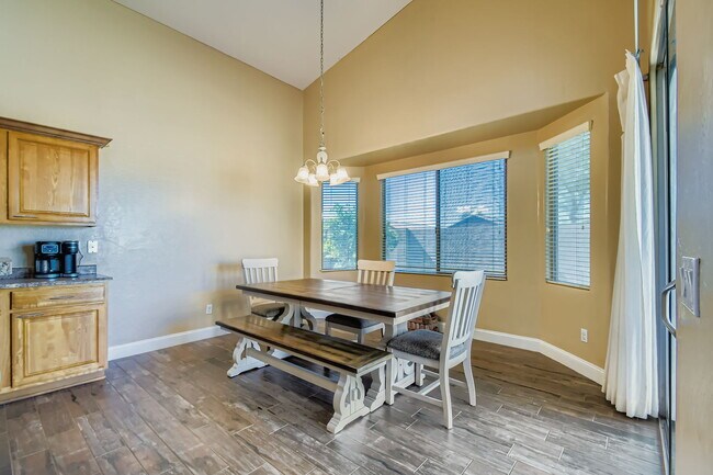 Foto del edificio - 46108 W Morning View Ln