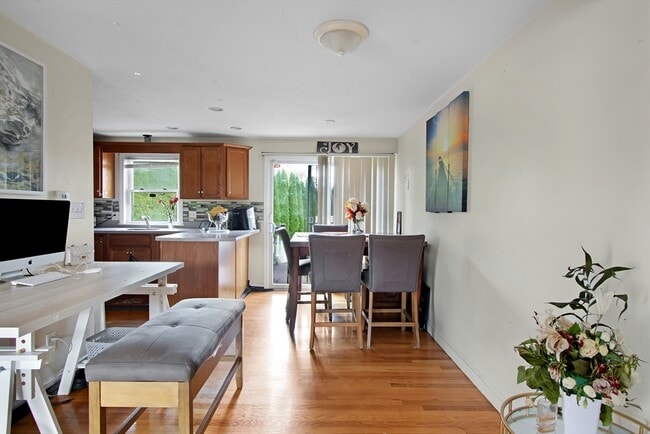 Building Photo - 26 Moreland Ave