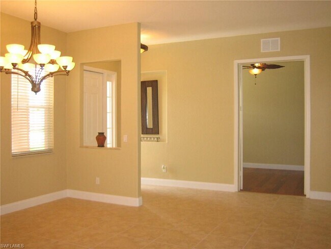 Building Photo - 2554 Sawgrass Lake Ct