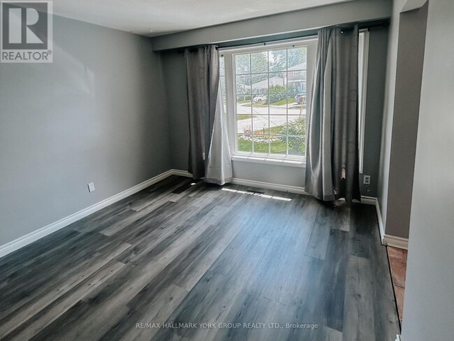 Building Photo - 217 Septonne Ave