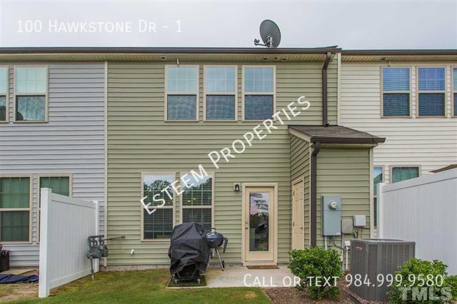 Foto del edificio - 100 Hawkstone Dr