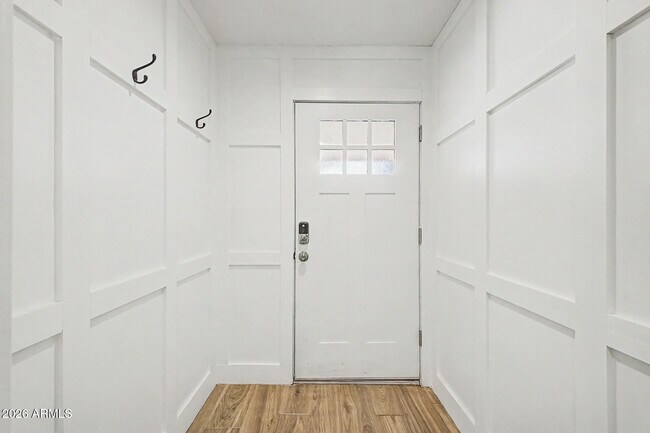 Foto del edificio - 139 E Heather Ave