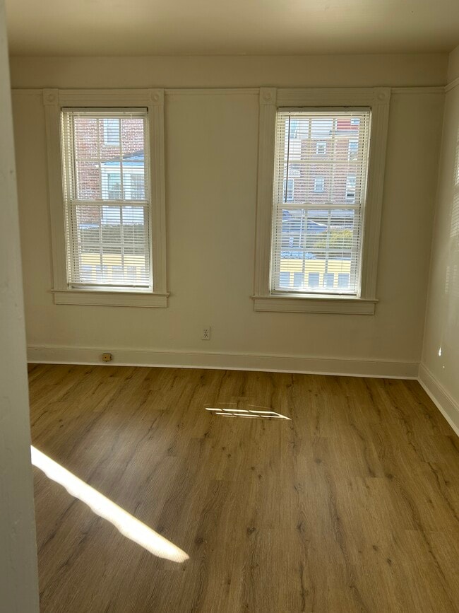 Building Photo - 22 Cook Ave