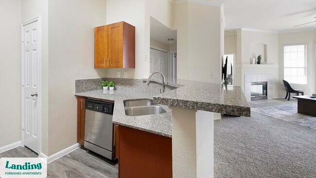 Foto del edificio - 901 Lakeside Cir