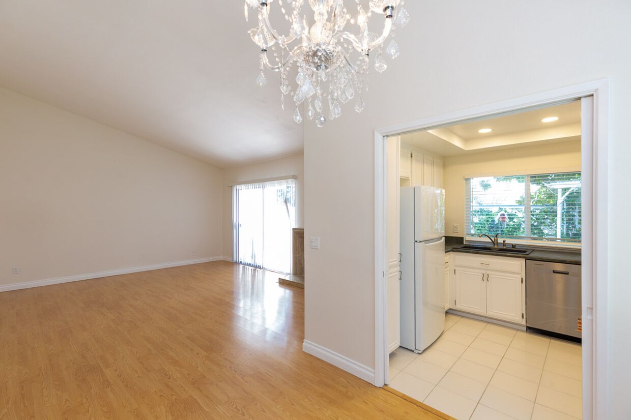 Primary Photo - ***STUNNING SAN MARCOS 2/BED 2/ BATH HOME*...
