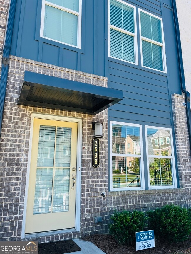 Building Photo - 2638 Creekside Dr NW