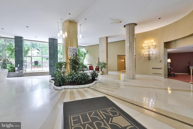 Foto del edificio - 7900 Old York Rd