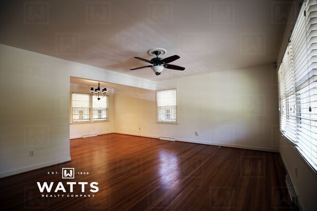 Building Photo - 4516 Linpark Dr