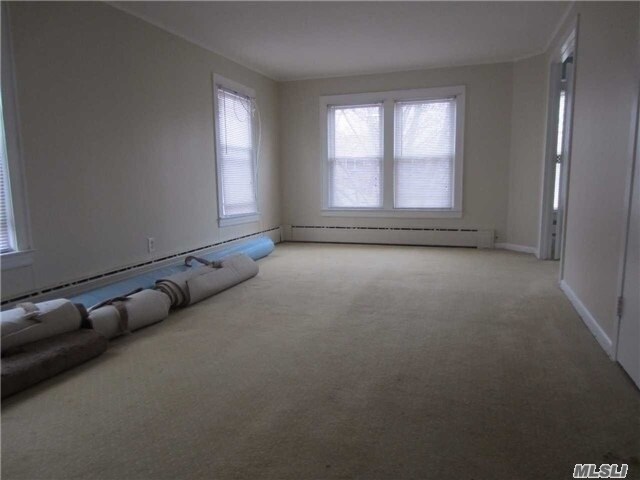 Building Photo - 50 Pearsall Ave