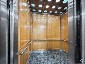Building Photo - 8750 S Ocean Dr