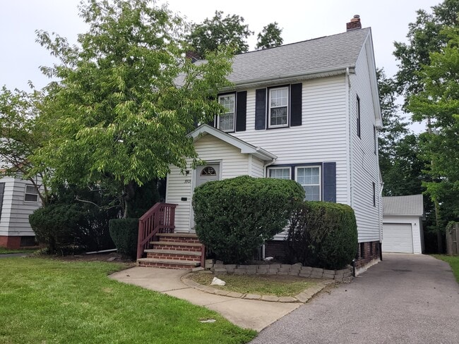 Building Photo - 3905 E Antisdale Rd