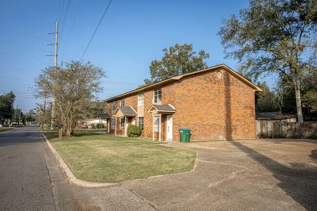 Foto del edificio - 3801 Lanier Ave