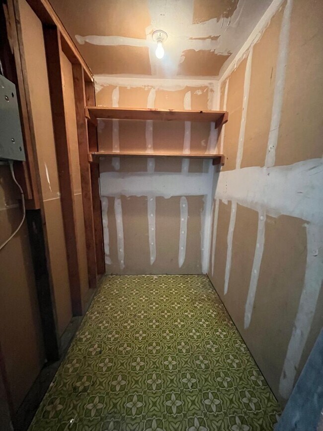 Building Photo - 1-Bedroom 1-Bathroom apartment in Cottage Grove