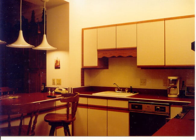 Foto del edificio - 2959 Deckebach Ave