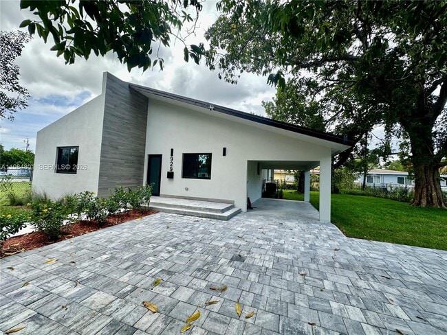 Photo - 929 NW 60th St House