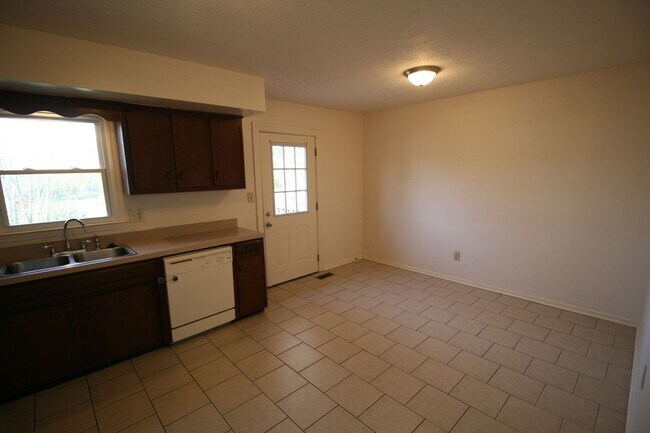 Foto del edificio - Welcome to East Hills      260218