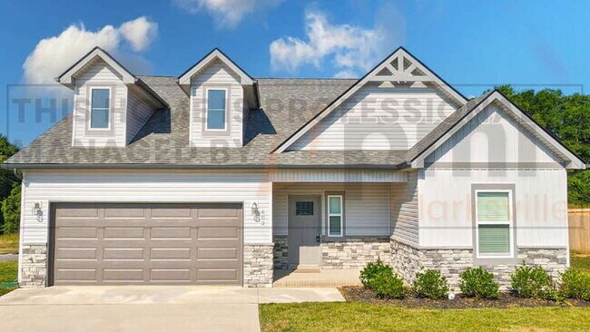 Building Photo - 602 Alvin Rd