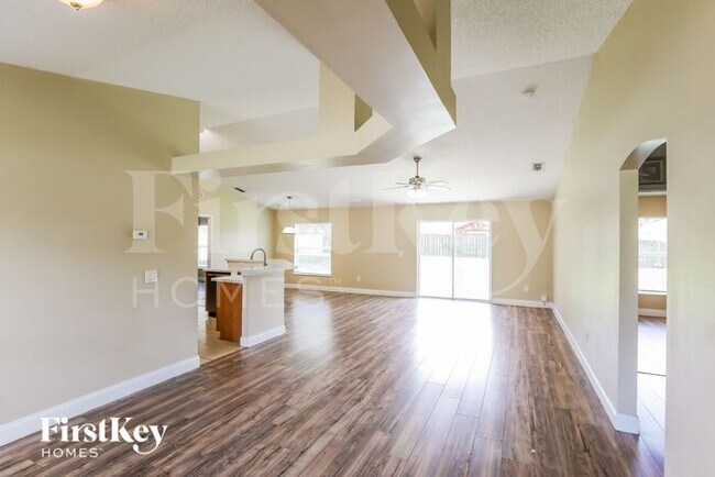 Foto del edificio - 1414 SW Apache Ave