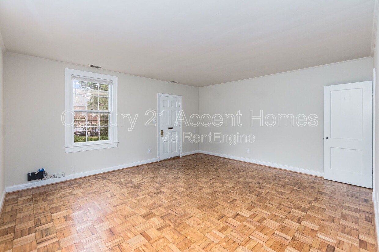 Foto principal - 1020 S Barton St