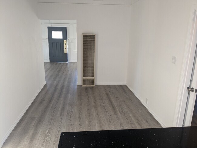 Dining Room - 2096 W 29th St