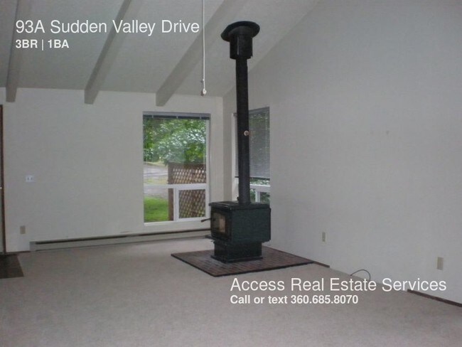 Building Photo - 93 Sudden Valley Dr
