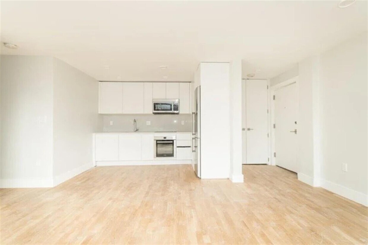 Foto principal - 335 Harvard St