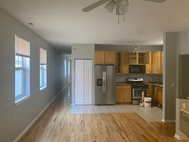 Foto del edificio - 7012 S Dorchester Ave
