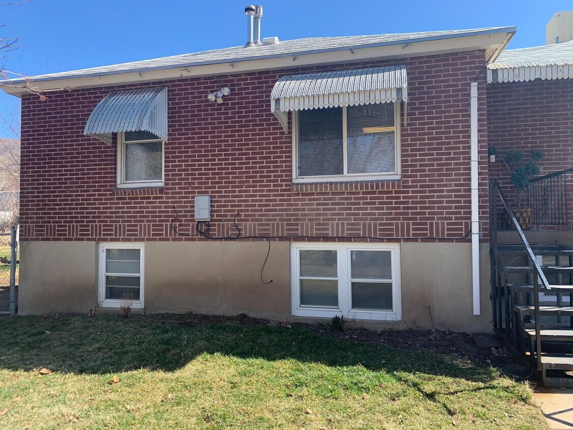 501 E Center St, Bountiful, UT 84010 Townhome Rentals in Bountiful UT