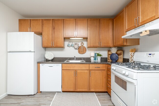 2 habitaciones, 1 baño - 1066 pies cuadrados - Cocina - Salem Harbour
