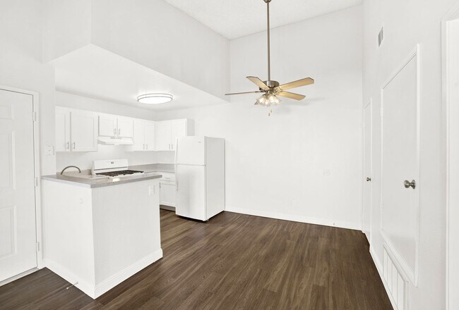 Foto del interior - Vantage Point SD, LP d/b/a Murrieta Meadows Apartments