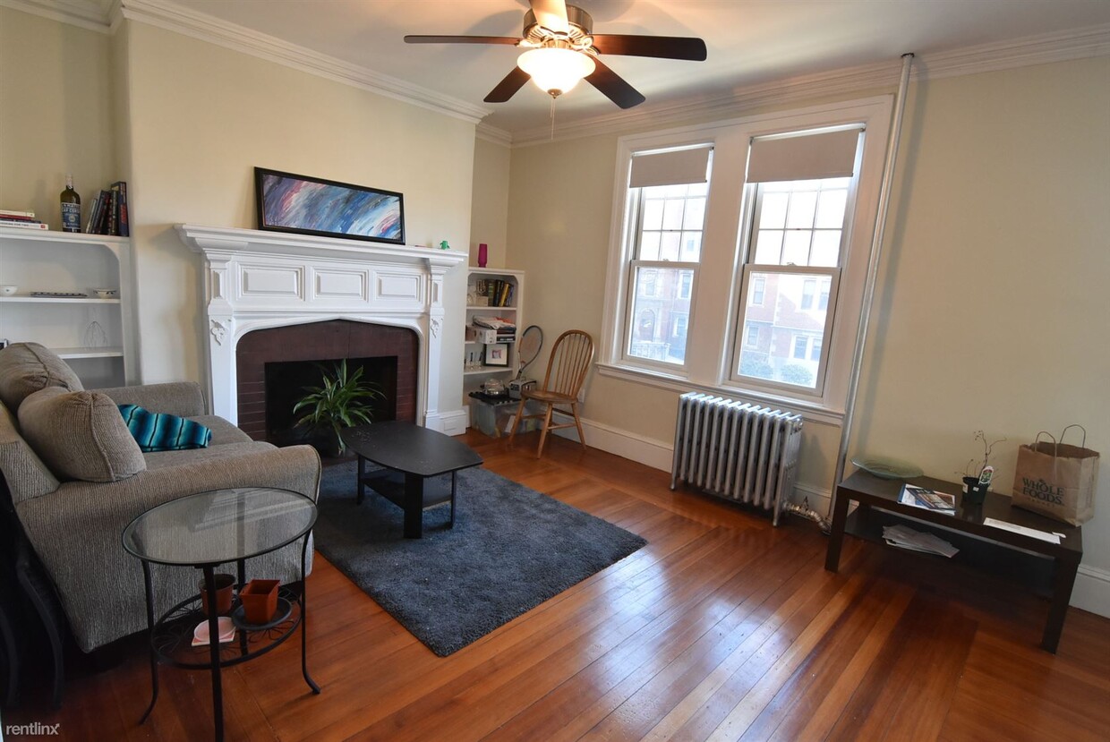 Primary Photo - 1209 Beacon St