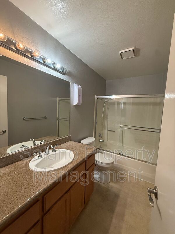 Foto del edificio - 2915 N Texas St