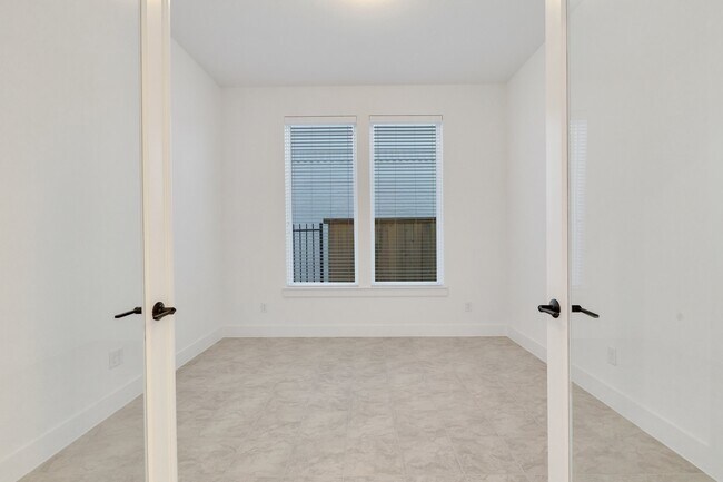 Foto del edificio - 8127 Fenway Hts Dr