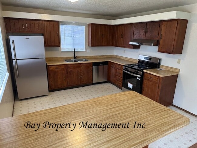 Foto del edificio - Updated 3-Bedroom Home with Large Backyard – Pets Welcome!