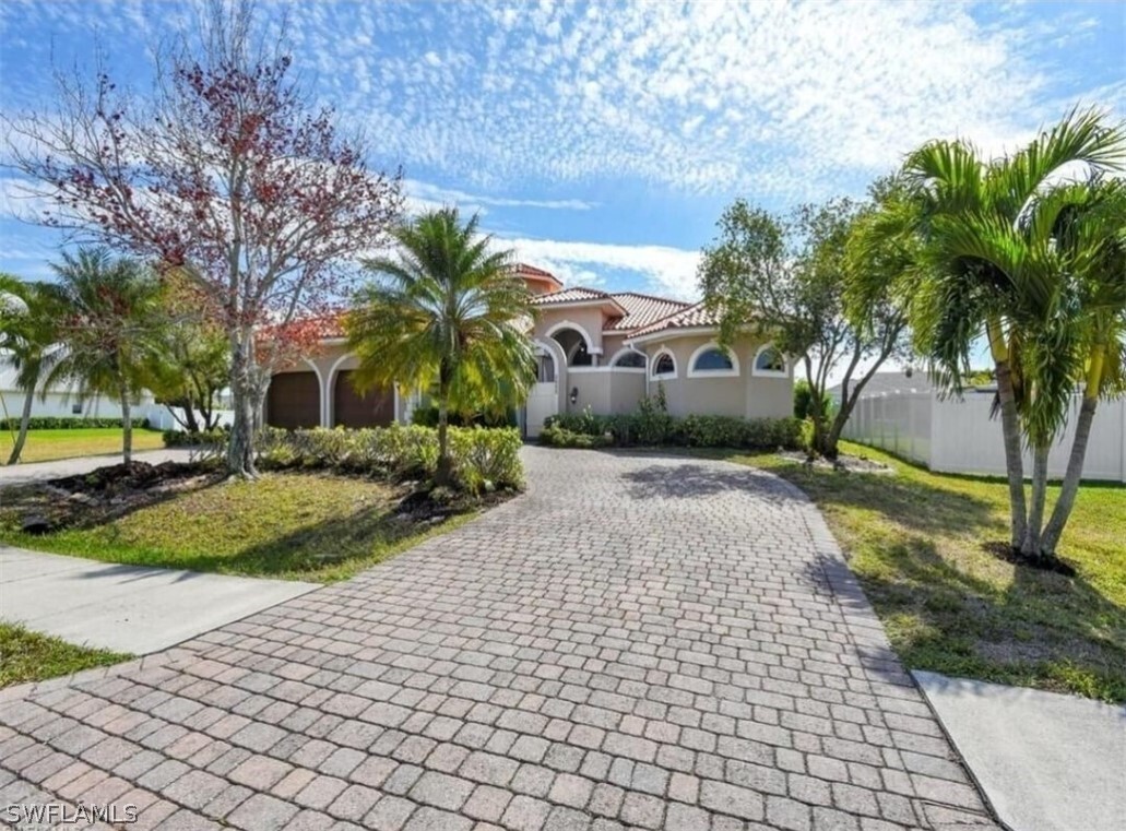 Foto principal - 2622 Beach Pkwy W