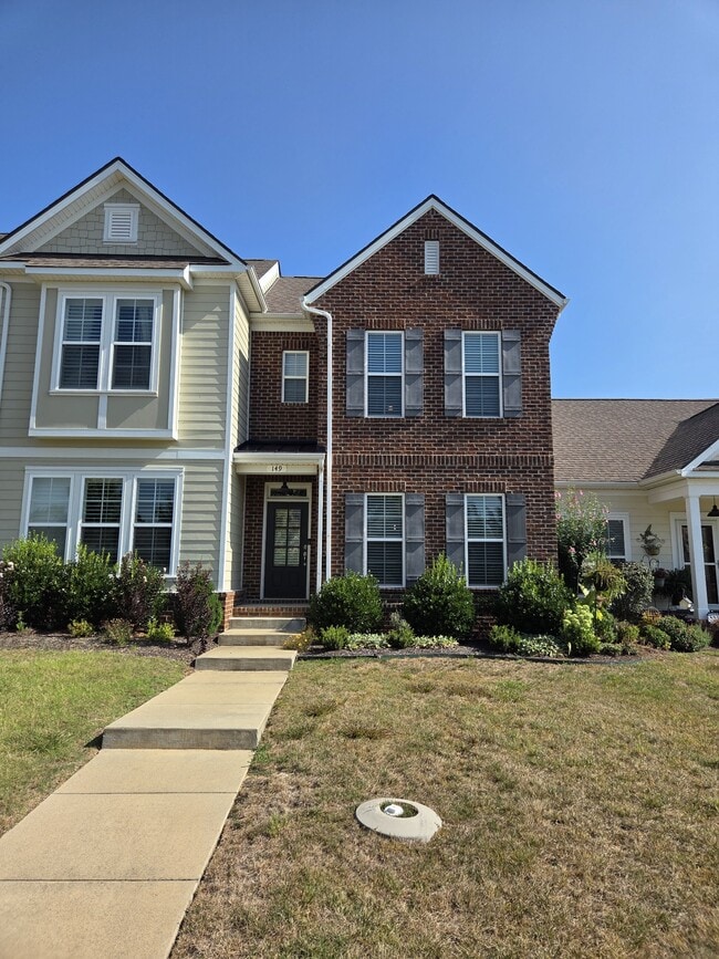 Building Photo - 149 Mary Ann Cir