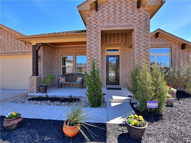 Building Photo - 141 Florenz Ln