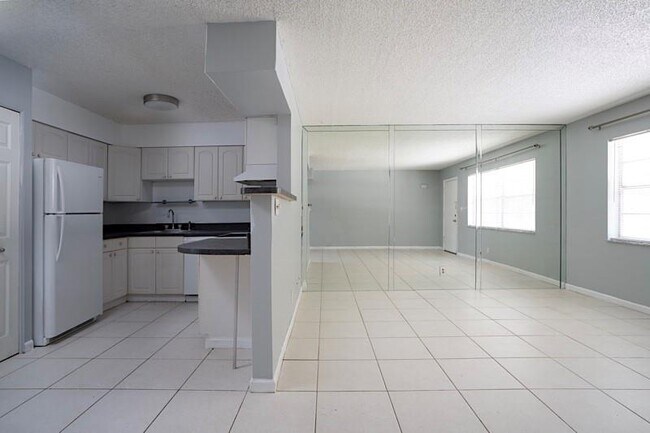 Foto del edificio - 1100 SE 4th Ave