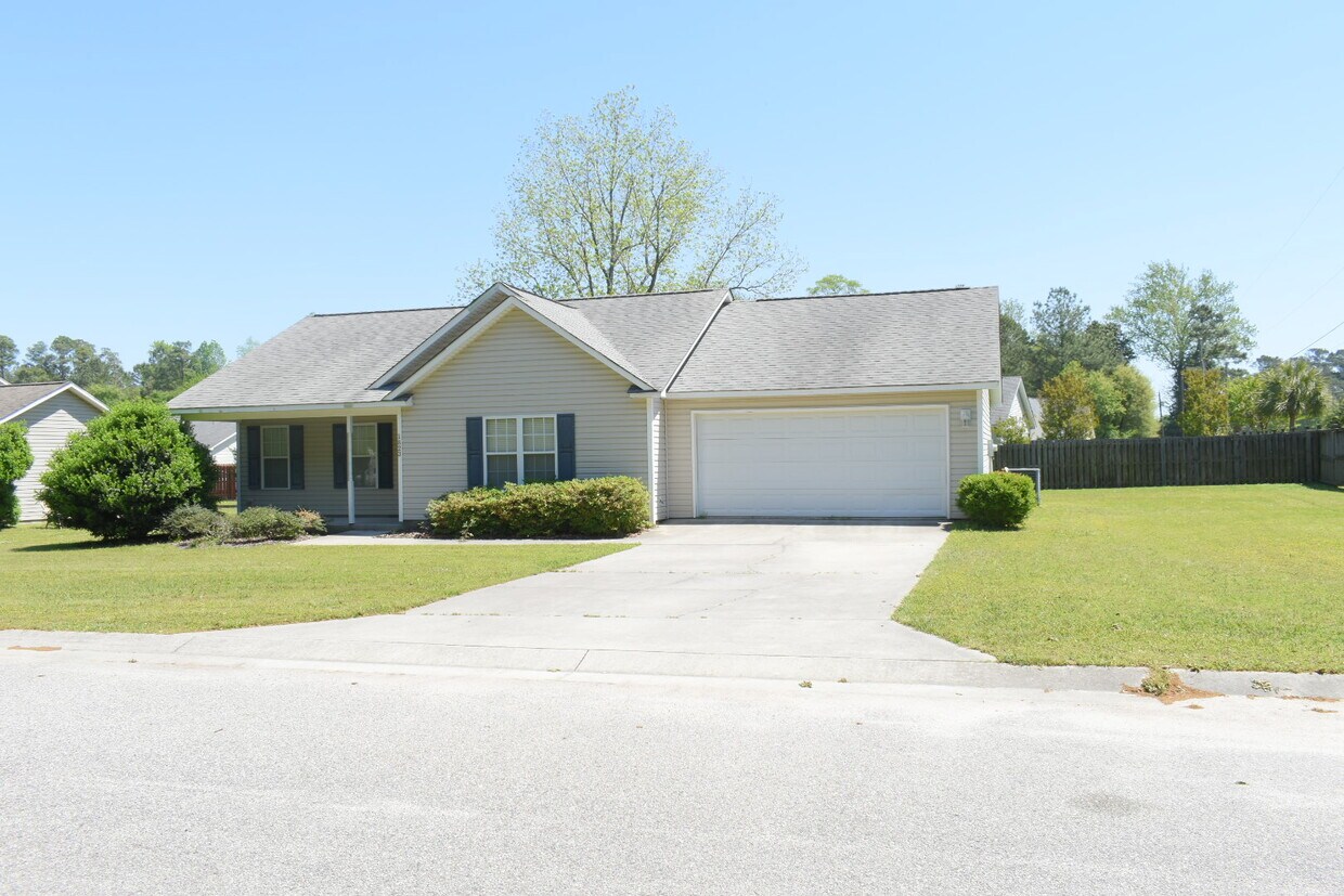 Primary Photo - 1823 Liz Ln NE