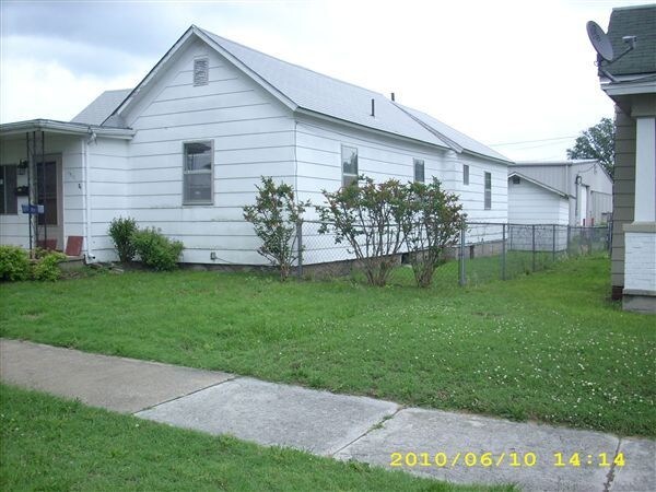 Building Photo - 3 br, 1.5 bath House - 1515 Missouri Ave.