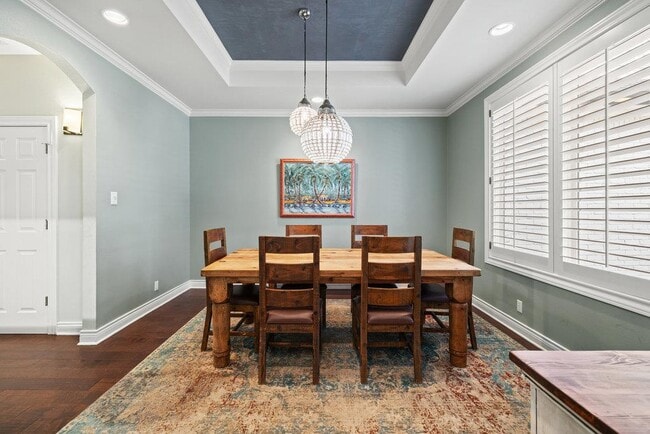 Foto del edificio - 1213 Grosvener Ct