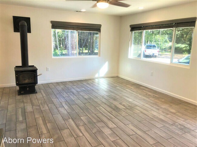 Building Photo - 3 br, 3 bath House - 6451 Shoo Fly Rd.