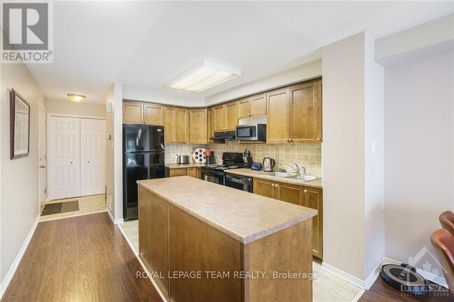 Building Photo - 512 Reardon Private