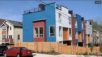 Building Photo - 1406 N 95th St