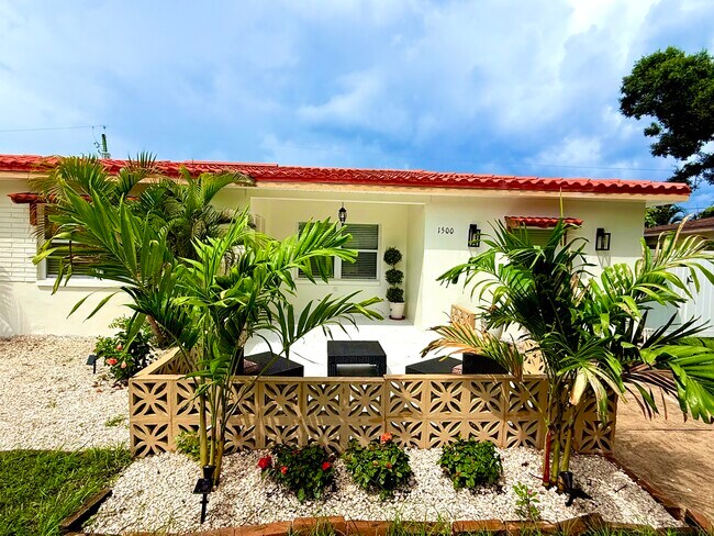 Foto del edificio - 1500 77th St N