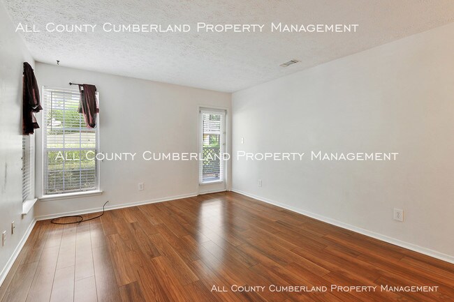 Building Photo - HEART OF SANDY SPRINGS 2B/1BA CONDO!!